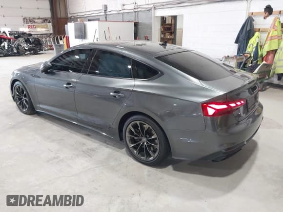 ✅ 2021 Audi A5 Sportback S line Premium • VIN: WAUDACF57MA014042 • Лот: 42096468. Опубликован ранее на IAAI с пробегом 90 034 миль. Бесплатный доступ к архиву аукционных продаж из США и подробный отчёт об истории автомобиля на DreamBid. Изображение 3.