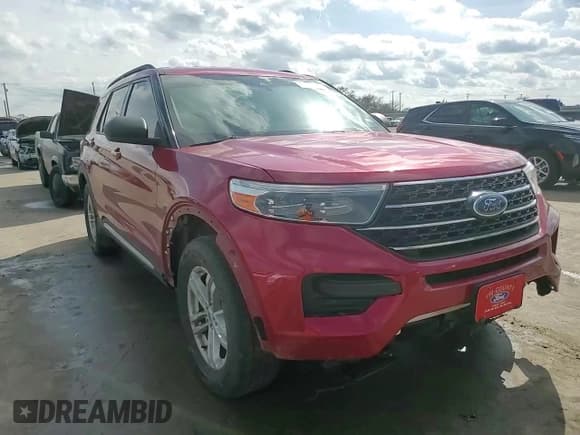 ✅ 2020 Ford Explorer XLT • VIN: 1FMSK7DH7LGA52759 • Lot: 45513235. Wystawiony na Copart z przebiegiem 80 602 mil. Bezpłatny archiwum sprzedaży aukcyjnych z USA i szczegółowy raport historii pojazdu na DreamBid. Zdjęcie 10.