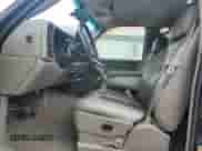 ✅ 2004 Chevrolet Silverado 1500 LS • VIN: 2GCEC13T341336986 • Лот: 61669095. Опубликован ранее на Copart с пробегом 191 413 миль. Бесплатный доступ к архиву аукционных продаж из США и подробный отчёт об истории автомобиля на DreamBid. Изображение 7.