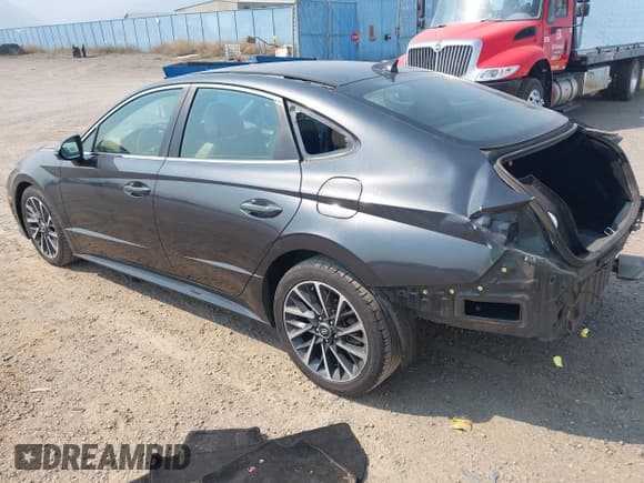 ✅ 2020 Hyundai Sonata Limited • VIN: 5NPEH4J21LH005642 • Лот: 43086541. Опубликован ранее на IAAI с пробегом 205 058 миль. Бесплатный доступ к архиву аукционных продаж из США и подробный отчёт об истории автомобиля на DreamBid. Изображение 3.