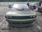 ✅ 2020 Dodge Challenger R/T 50th Anniversary • VIN: 2C3CDZBT0LH190934 • Lot: 67070855. Wystawiony na Copart z przebiegiem 70 206 mil. Bezpłatny archiwum sprzedaży aukcyjnych z USA i szczegółowy raport historii pojazdu na DreamBid. Zdjęcie 5.