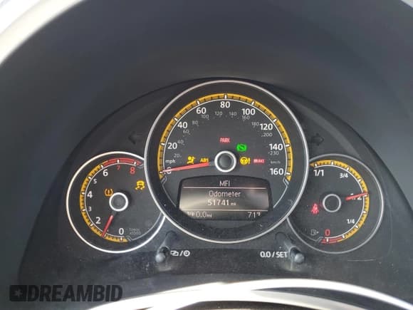 ✅ 2016 Volkswagen Beetle Dune • VIN: 3VWS17AT8GM621269 • Lot: 47991993. Listed on Copart with 51,741 mi. Free auction sales archive from the USA and detailed vehicle history report at DreamBid. Image 9.