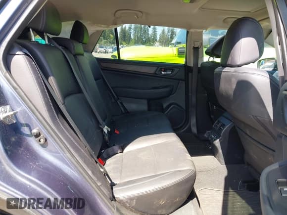 ✅ 2018 Subaru Outback Limited • VIN: 4S4BSANC2J3238312 • Lot: 42185268. Listed on IAAI with 73,191 mi. Free auction sales archive from the USA and detailed vehicle history report at DreamBid. Image 8.