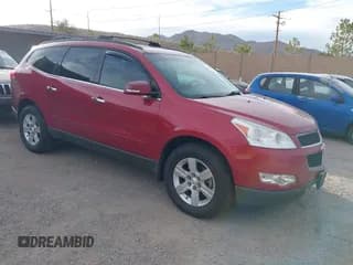 ✅ 2012 Chevrolet Traverse 2LT • VIN: 1GNKVJED9CJ229746 • Lot: 43692308. Wystawiony na IAAI z przebiegiem 152 000 mil. Bezpłatny archiwum sprzedaży aukcyjnych z USA i szczegółowy raport historii pojazdu na DreamBid. Zdjęcie 1.