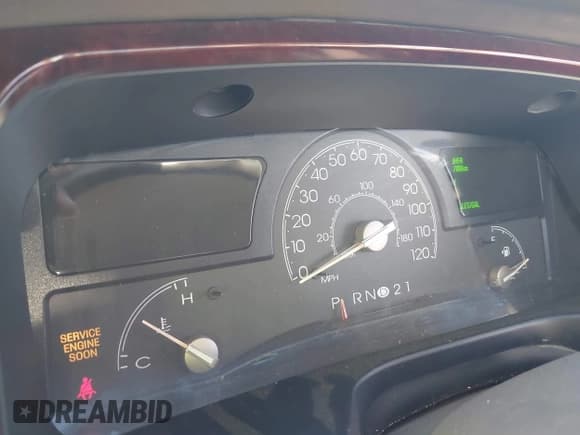 ✅ 2003 Lincoln Town Car Executive • VIN: 1LNHM81W53Y706603 • Lot: 43703566. Listed on IAAI with Not provided. Free auction sales archive from the USA and detailed vehicle history report at DreamBid. Image 7.