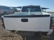 ✅ 2004 Chevrolet Silverado 1500 Work Truck • VIN: 1GCEC19V84E385253 • Лот: 49457334. Опубликован ранее на Copart с пробегом Не указан. Бесплатный доступ к архиву аукционных продаж из США и подробный отчёт об истории автомобиля на DreamBid. Изображение 6.