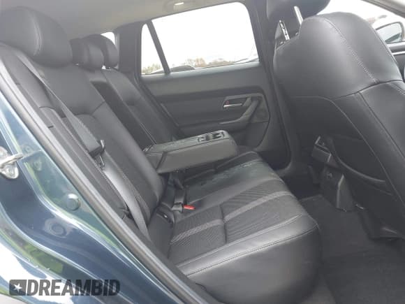 ✅ 2025 Mazda CX-50 S Premium • VIN: 7MMVABDM9SN345772 • Lot: 43562877. Wystawiony na IAAI z przebiegiem 19 553 mil. Bezpłatny archiwum sprzedaży aukcyjnych z USA i szczegółowy raport historii pojazdu na DreamBid. Zdjęcie 8.