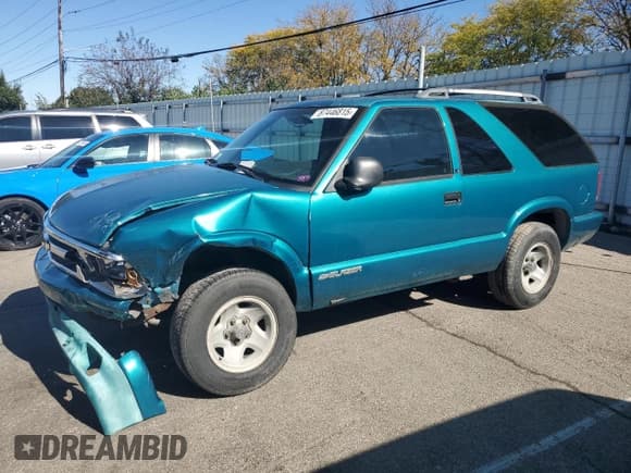 ✅ 1996 Chevrolet Blazer LS • VIN: 1GNCS18W7TK140620 • Лот: 87446815. Опубликован ранее на Copart с пробегом 186 497 миль. Бесплатный доступ к архиву аукционных продаж из США и подробный отчёт об истории автомобиля на DreamBid. Изображение 1.
