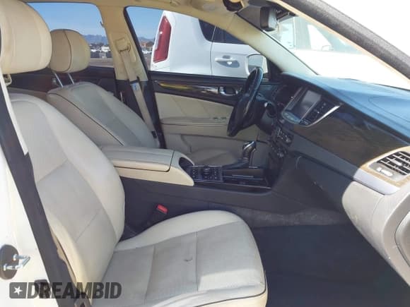 ✅ 2014 Hyundai Equus Ultimate • VIN: KMHGH4JH8EU080789 • Лот: 41781207. Опубликован ранее на IAAI с пробегом 113 032 миль. Бесплатный доступ к архиву аукционных продаж из США и подробный отчёт об истории автомобиля на DreamBid. Изображение 5.