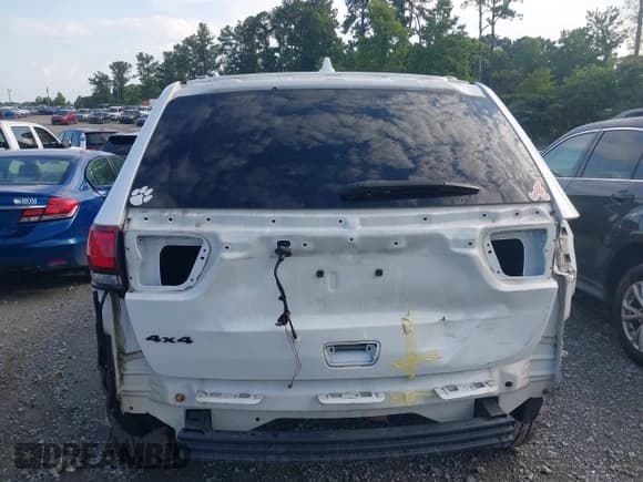 ✅ 2018 Jeep Grand Cherokee Laredo E • VIN: 1C4RJFAG7JC475650 • Lot: 42684762. Wystawiony na IAAI z przebiegiem 129 660 mil. Bezpłatny archiwum sprzedaży aukcyjnych z USA i szczegółowy raport historii pojazdu na DreamBid. Zdjęcie 16.