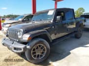 ✅ 2020 Jeep Gladiator Overland • VIN: 1C6HJTFG2LL184888 • Lot: 43601369. Wystawiony na IAAI z przebiegiem 74 424 mil. Bezpłatny archiwum sprzedaży aukcyjnych z USA i szczegółowy raport historii pojazdu na DreamBid. Zdjęcie 2.