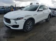 ✅ 2017 Maserati Levante • VIN: ZN661XUAXHX250088 • Лот: 40583294. Опубликован ранее на Copart с пробегом 26 317 миль. Бесплатный доступ к архиву аукционных продаж из США и подробный отчёт об истории автомобиля на DreamBid. Изображение 1.