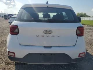 ✅ 2021 Hyundai Venue SE • VIN: KMHRB8A33MU094037 • Lot: 71739834. Wystawiony na Copart z przebiegiem 94 234 mil. Bezpłatny archiwum sprzedaży aukcyjnych z USA i szczegółowy raport historii pojazdu na DreamBid. Zdjęcie 6.
