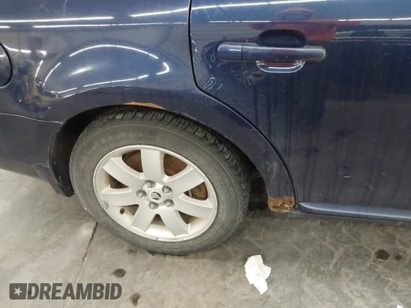 ✅ 2007 Mercury Montego • VIN: 1MEHM40107G613808 • Lot: 43831029. Wystawiony na IAAI z przebiegiem 220 410 mil. Bezpłatny archiwum sprzedaży aukcyjnych z USA i szczegółowy raport historii pojazdu na DreamBid. Zdjęcie 6.