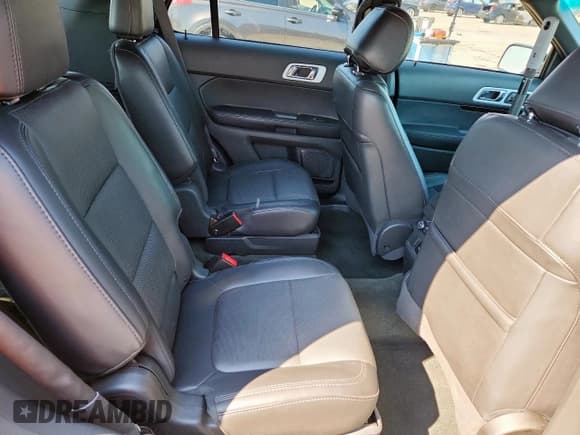 ✅ 2014 Ford Explorer Limited • VIN: 1FM5K7F83EGC12312 • Lot: 85577945. Wystawiony na Copart z przebiegiem 116 956 mil. Bezpłatny archiwum sprzedaży aukcyjnych z USA i szczegółowy raport historii pojazdu na DreamBid. Zdjęcie 11.