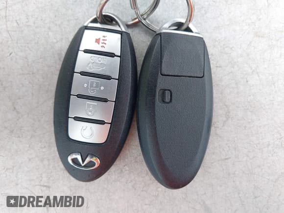 ✅ 2018 Infiniti QX60 • VIN: 5N1DL0MM3JC522526 • Lot: 43021460. Listed on IAAI with 100,199 mi. Free auction sales archive from the USA and detailed vehicle history report at DreamBid. Image 11.