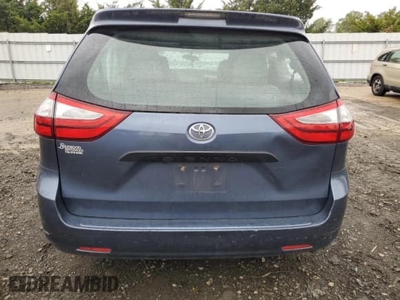 ✅ 2015 Toyota Sienna L • VIN: 5TDZK3DC4FS640435 • Lot: 81189885. Listed on Copart with Not provided. Free auction sales archive from the USA and detailed vehicle history report at DreamBid. Image 6.