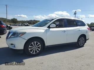 ✅ 2016 Nissan Pathfinder Platinum • VIN: 5N1AR2MN5GC613330 • Lot: 89525795. Listed on Copart with 124,352 mi. Free auction sales archive from the USA and detailed vehicle history report at DreamBid. Image 1.
