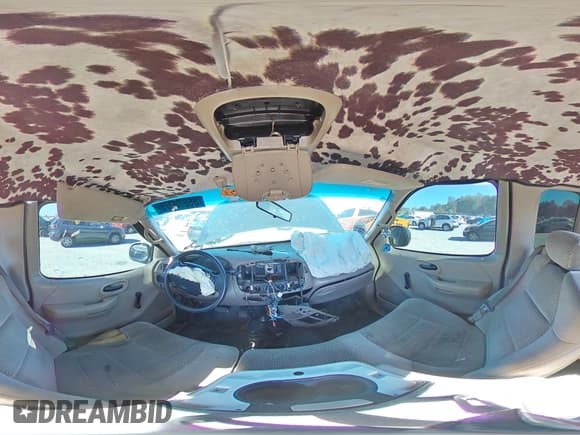 ✅ 2000 Ford F-150 XL • VIN: 2FTRX08L5YCA09069 • Lot: 86273975. Wystawiony na Copart z przebiegiem 111 111 mil. Bezpłatny archiwum sprzedaży aukcyjnych z USA i szczegółowy raport historii pojazdu na DreamBid. Zdjęcie 15.