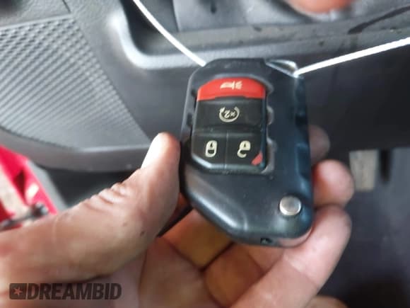 ✅ 2020 Jeep Gladiator Sport S • VIN: 1C6JJTAG4LL129075 • Lot: 43599863. Wystawiony na IAAI z przebiegiem 57 105 mil. Bezpłatny archiwum sprzedaży aukcyjnych z USA i szczegółowy raport historii pojazdu na DreamBid. Zdjęcie 11.