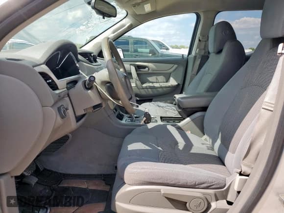 ✅ 2013 Chevrolet Traverse LS • VIN: 1GNKVFED7DJ123875 • Lot: 71749255. Listed on Copart with 151,532 mi. Free auction sales archive from the USA and detailed vehicle history report at DreamBid. Image 7.