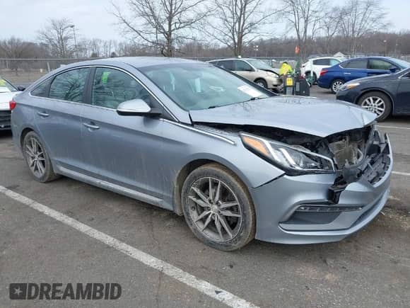 2017 Hyundai Sonata Sport with VIN 5NPE34AB2HH553994, listed as a IAAI auction lot 41717672 with 190,009 mi miles and . Bid and sale history available at DreamBid. Image 1.