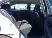 ✅ 2017 Volkswagen Jetta S • VIN: 3VW2B7AJ1HM286045 • Lot: 43576577. Wystawiony na IAAI z przebiegiem 114 379 mil. Bezpłatny archiwum sprzedaży aukcyjnych z USA i szczegółowy raport historii pojazdu na DreamBid. Zdjęcie 8.