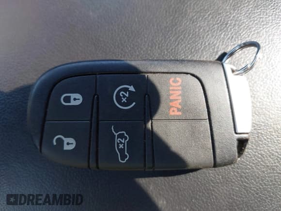 ✅ 2020 Jeep Grand Cherokee Overland • VIN: 1C4RJFCG4LC136022 • Lot: 43332480. Listed on IAAI with 61,238 mi. Free auction sales archive from the USA and detailed vehicle history report at DreamBid. Image 11.