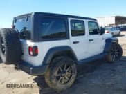 ✅ 2020 Jeep Wrangler Unlimited Sport S • VIN: 1C4HJXDN5LW204468 • Lot: 41855289. Wystawiony na IAAI z przebiegiem 62 610 mil. Bezpłatny archiwum sprzedaży aukcyjnych z USA i szczegółowy raport historii pojazdu na DreamBid. Zdjęcie 4.