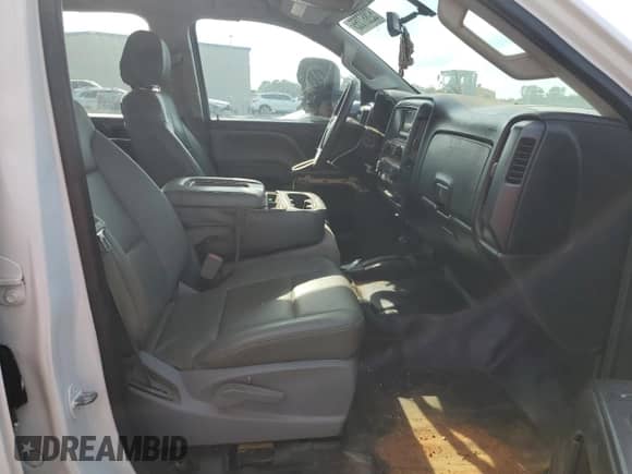 2015 Chevrolet Silverado 2500HD Work Truck z VIN 1GC1KUEG4FF128047, wystawiony jako Copart lot #52867355 z przebiegiem 91 860 mil mil oraz Szkoda całkowita • Salvage title. Historia ofert i sprzedaży dostępna na DreamBid. Obrazek 5.