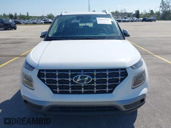 ✅ 2022 Hyundai Venue Limited • VIN: KMHRC8A30NU150935 • Lot: 41803560. Listed on IAAI with 31,756 mi. Free auction sales archive from the USA and detailed vehicle history report at DreamBid. Image 6.