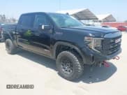 ✅ 2024 GMC Sierra 1500 AT4 • VIN: 3GTUUEEL4RG268757 • Лот: 42592647. Опубликован ранее на IAAI с пробегом 4 264 миль. Бесплатный доступ к архиву аукционных продаж из США и подробный отчёт об истории автомобиля на DreamBid. Изображение 1.