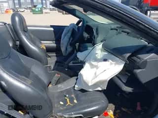 1995 Chevrolet Camaro z VIN 2G1FP32S5S2212988, wystawiony jako IAAI lot #41796497 z przebiegiem 164 711 mil mil oraz . Historia ofert i sprzedaży dostępna na DreamBid. Obrazek 5.