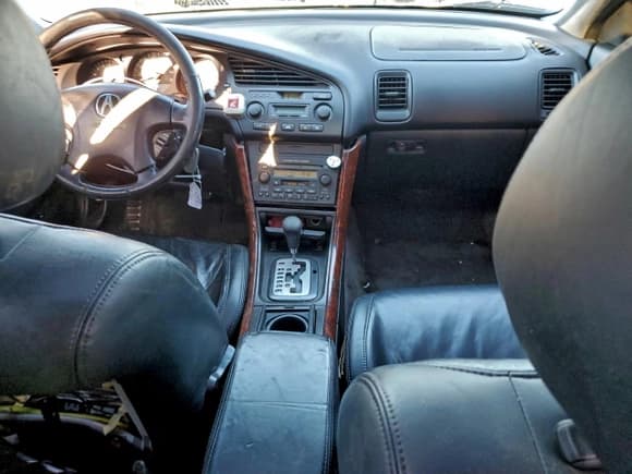 ✅ 2003 Acura TL • VIN: 19UUA56663A087524 • Lot: 93820365. Wystawiony na Copart z przebiegiem 222 972 mil. Bezpłatny archiwum sprzedaży aukcyjnych z USA i szczegółowy raport historii pojazdu na DreamBid. Zdjęcie 8.