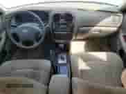 2004 Hyundai Sonata GLS z VIN KMHWF35H44A046063, wystawiony jako Copart lot #43472615 z przebiegiem 147 282 mil mil oraz Szkoda całkowita • Salvage title. Historia ofert i sprzedaży dostępna na DreamBid. Obrazek 8.