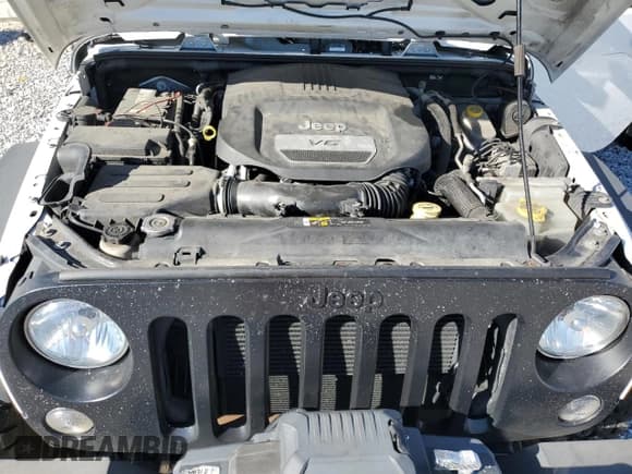 ✅ 2018 Jeep Wrangler Unlimited Sport S • VIN: 1C4BJWDG7JL886544 • Лот: 89679465. Опубликован ранее на Copart с пробегом 105 296 миль. Бесплатный доступ к архиву аукционных продаж из США и подробный отчёт об истории автомобиля на DreamBid. Изображение 11.
