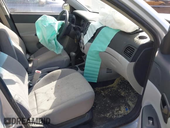 ✅ 2009 Hyundai Accent Auto GLS • VIN: KMHCN46C69U326197 • Лот: 42268198. Опубликован ранее на IAAI с пробегом 74 308 миль. Бесплатный доступ к архиву аукционных продаж из США и подробный отчёт об истории автомобиля на DreamBid. Изображение 5.