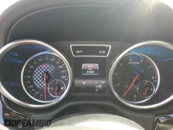 ✅ 2018 Mercedes-Benz GLE 43 AMG • VIN: 4JGED6EB9JA101584 • Lot: 70526635. Wystawiony na Copart z przebiegiem 57 880 mil. Bezpłatny archiwum sprzedaży aukcyjnych z USA i szczegółowy raport historii pojazdu na DreamBid. Zdjęcie 9.