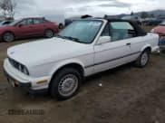 ✅ 1988 BMW 3 Series • VIN: WBABB1304J8271079 • Lot: 87092254. Listed on Copart with 119,119 mi. Free auction sales archive from the USA and detailed vehicle history report at DreamBid. Image 1.