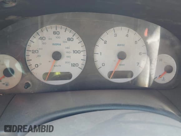 ✅ 2003 Chrysler Town & Country • VIN: 2C4GP243X3R242637 • Lot: 43584796. Wystawiony na IAAI z przebiegiem Nie podano. Bezpłatny archiwum sprzedaży aukcyjnych z USA i szczegółowy raport historii pojazdu na DreamBid. Zdjęcie 7.