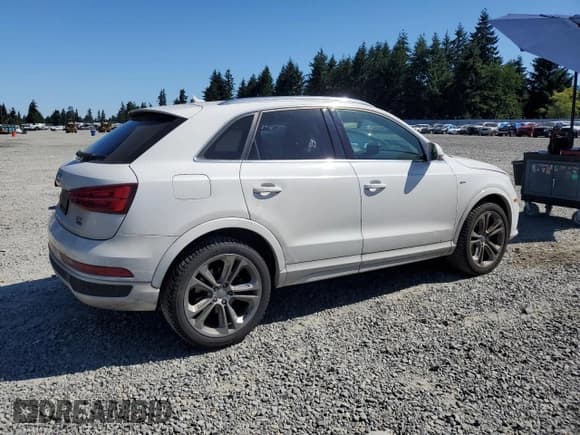 ✅ 2017 Audi Q3 Prestige • VIN: WA1GCCFS1HR014734 • Lot: 63675765. Listed on Copart with 108,786 mi. Free auction sales archive from the USA and detailed vehicle history report at DreamBid. Image 3.