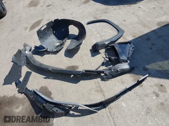 ✅ 2022 Hyundai Tucson Preferred • VIN: KM8JBCAE7NU065076 • Lot: 41769597. Wystawiony na IAAI z przebiegiem 20 813 mil. Bezpłatny archiwum sprzedaży aukcyjnych z USA i szczegółowy raport historii pojazdu na DreamBid. Zdjęcie 12.