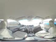 ✅ 2018 Hyundai Santa Fe 2.4L • VIN: 5NMZUDLB1JH063089 • Лот: 57906162. Опубликован ранее на Copart с пробегом 83 722 миль. Бесплатный доступ к архиву аукционных продаж из США и подробный отчёт об истории автомобиля на DreamBid. Изображение 12.