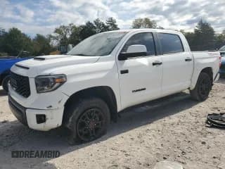 ✅ 2019 Toyota Tundra SR5 • VIN: 5TFDY5F11KX821450 • Lot: 82369835. Listed on Copart with 77,443 mi. Free auction sales archive from the USA and detailed vehicle history report at DreamBid. Image 1.