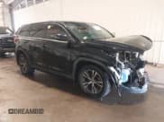 ✅ 2019 Toyota Highlander LE • VIN: 5TDBZRFH3KS933004 • Lot: 42708909. Wystawiony na IAAI z przebiegiem Nie podano. Bezpłatny archiwum sprzedaży aukcyjnych z USA i szczegółowy raport historii pojazdu na DreamBid. Zdjęcie 1.