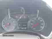 2018 Chevrolet Equinox LS с VIN 2GNAXREV7J6320182, выставлен на аукционе IAAI как лот 43262040 с пробегом 132 619 миль миль и . История ставок и продаж доступна на DreamBid. Изображение 7.