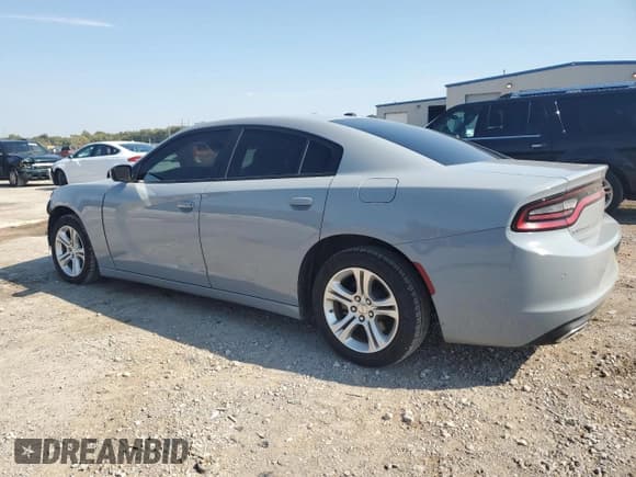 ✅ 2022 Dodge Charger SXT • VIN: 2C3CDXBG2NH188936 • Лот: 85486275. Опубликован ранее на Copart с пробегом 71 841 миль. Бесплатный доступ к архиву аукционных продаж из США и подробный отчёт об истории автомобиля на DreamBid. Изображение 2.
