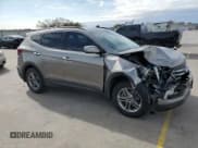 ✅ 2018 Hyundai Santa Fe 2.4L • VIN: 5NMZU3LB4JH060651 • Лот: 69763862. Опубликован ранее на Copart с пробегом 73 770 миль. Бесплатный доступ к архиву аукционных продаж из США и подробный отчёт об истории автомобиля на DreamBid. Изображение 4.