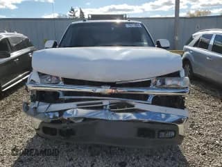 ✅ 2005 Chevrolet Suburban LT • VIN: 1GNGK26U75R211723 • Lot: 79771804. Wystawiony na Copart z przebiegiem 183 581 mil. Bezpłatny archiwum sprzedaży aukcyjnych z USA i szczegółowy raport historii pojazdu na DreamBid. Zdjęcie 5.