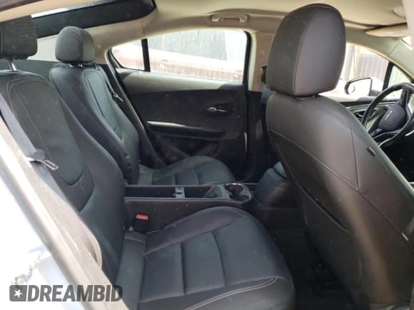 ✅ 2015 Chevrolet Volt • VIN: 1G1RB6E48FU118226 • Lot: 68071924. Wystawiony na Copart z przebiegiem 81 102 mil. Bezpłatny archiwum sprzedaży aukcyjnych z USA i szczegółowy raport historii pojazdu na DreamBid. Zdjęcie 10.